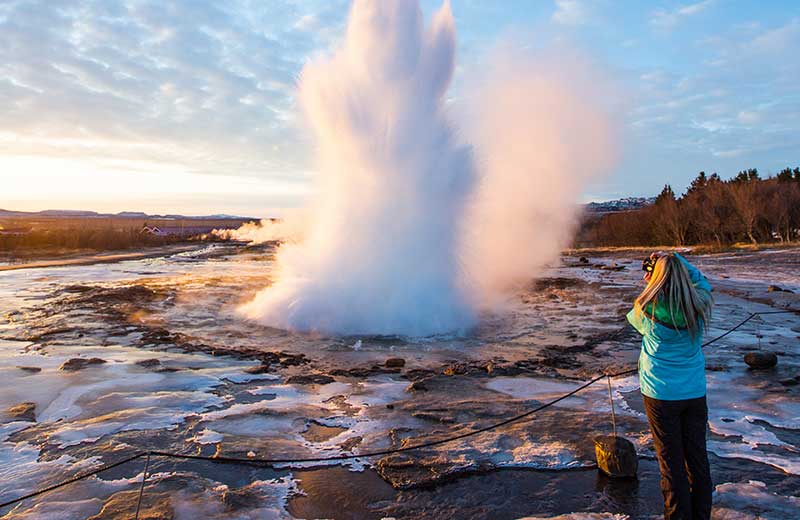 tcl-iceland-geyser